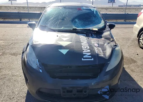 2013 Ford Fiesta Se z USA, uszkodzony, nr VIN 3FADP4BJ4DM182661